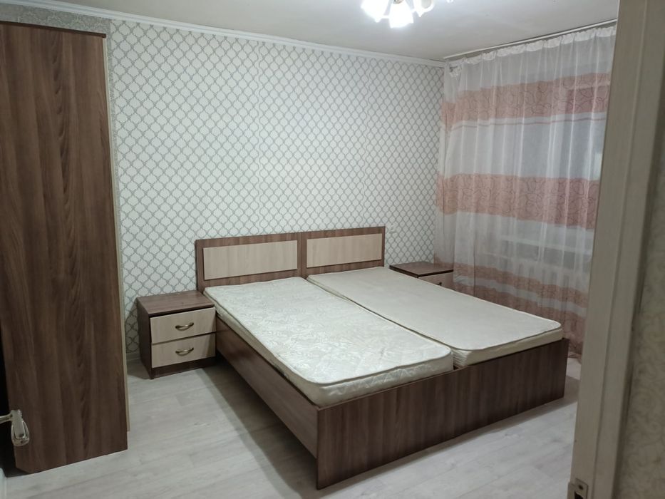 3 комнатная - 6 школа.