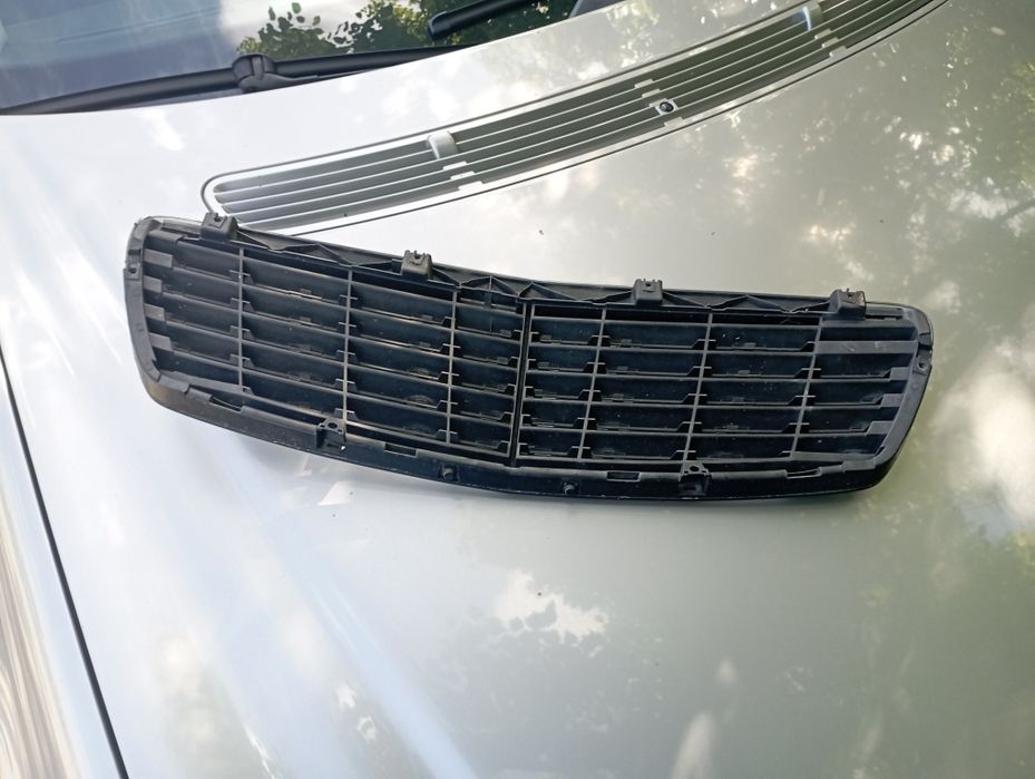 Решетка за Мерцедес w211
