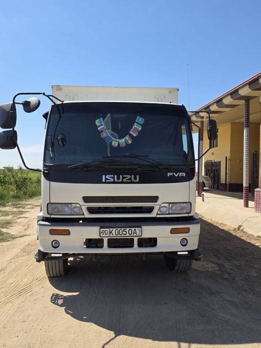 Isuzu 2021 yil 10 tonnalik