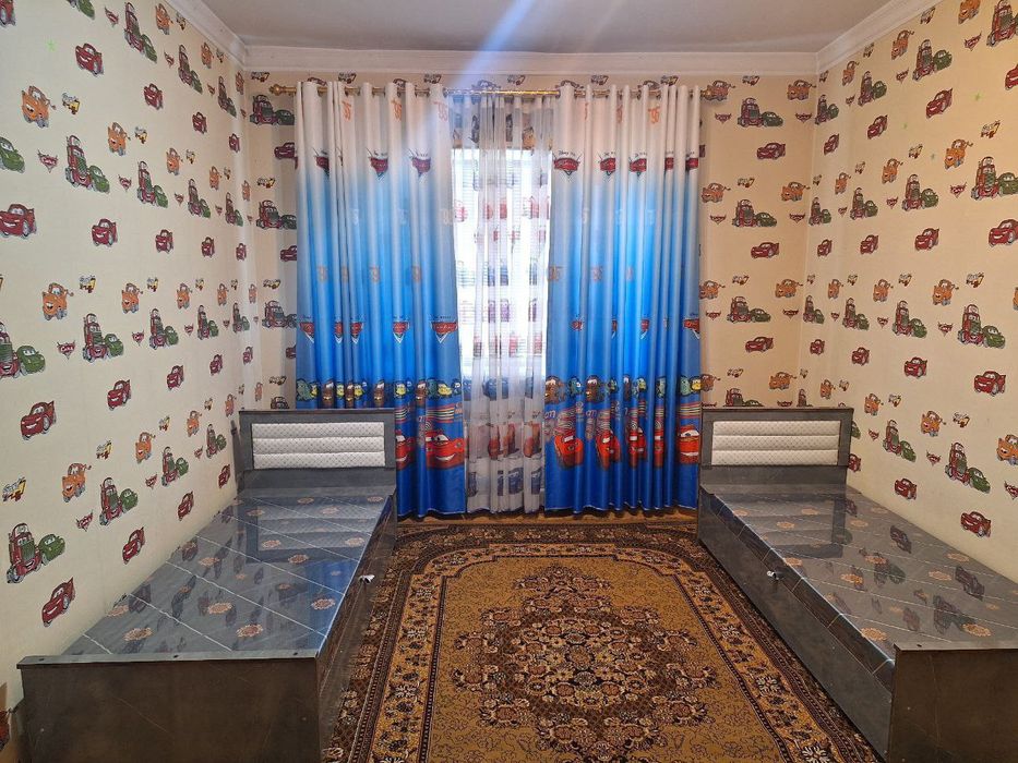 Talaba va oilaga 2xonali sharoiti yahshi kvartira