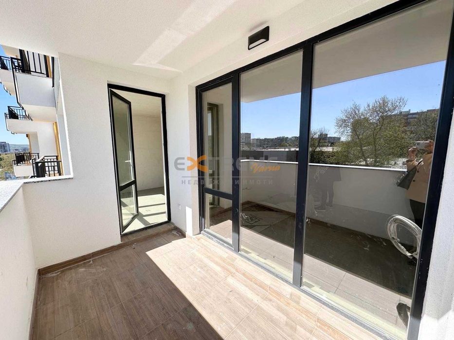 Продава се Двустаен апартамент в Варна, Възраждане 1 - 67 кв.м за 1211 €/кв.м - Снимка #10