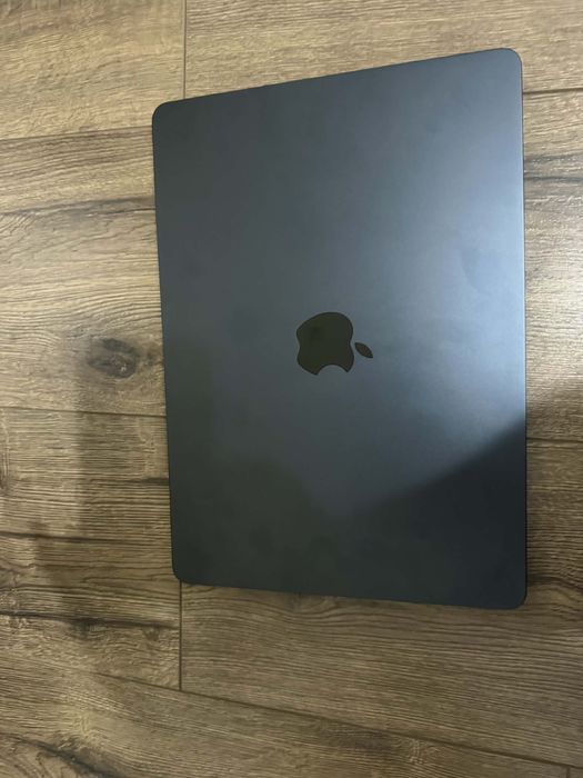 macbook air m2          ,