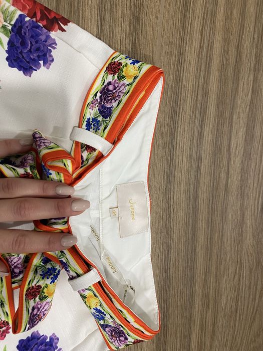 Дамски къси гащи