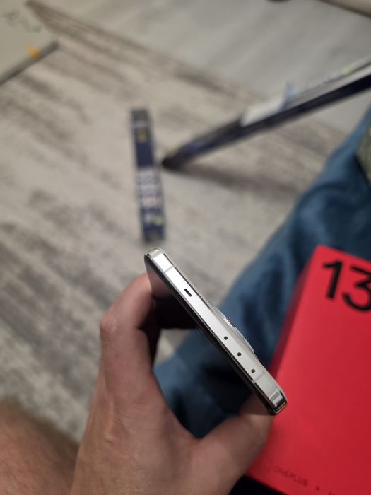 OnePlus 13 Arctic Dawn 16GB|512GB impecabil
