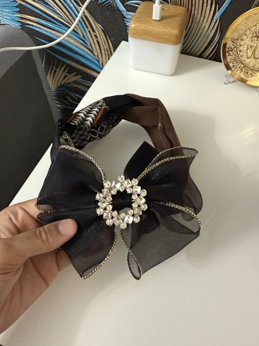 Ободок и заколка, косметичка