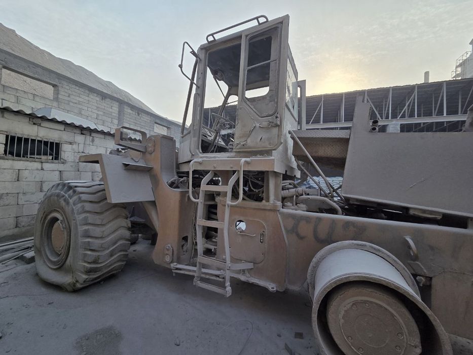 Сотувда Samsung LX25 3.5 куб ковшли Погрузчик моторсиз 1993 йил