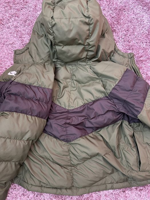 Детско яке Nike.