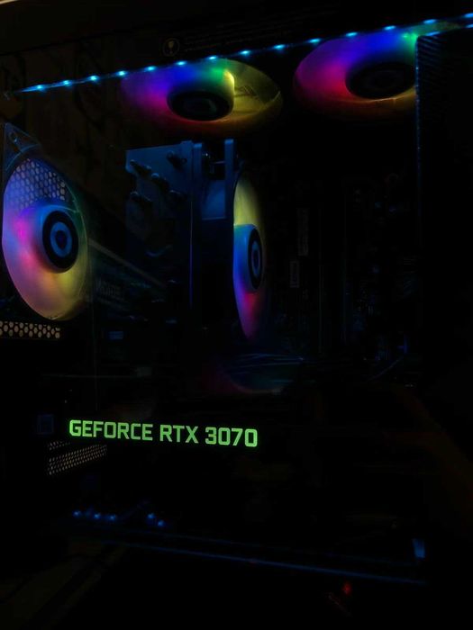 Геймърски Ryzen 7 5800/RТX 3070/16gb рам/SSD 1tb/LENOVO Legion/RGB Top