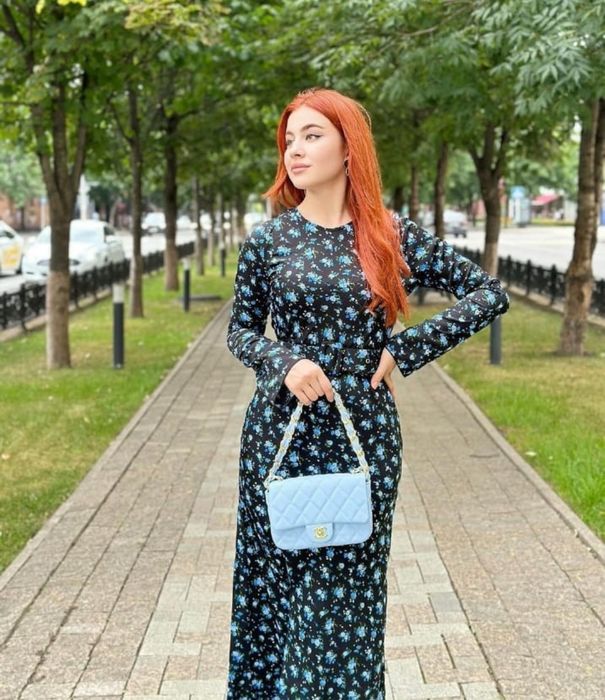 Продам женские платья