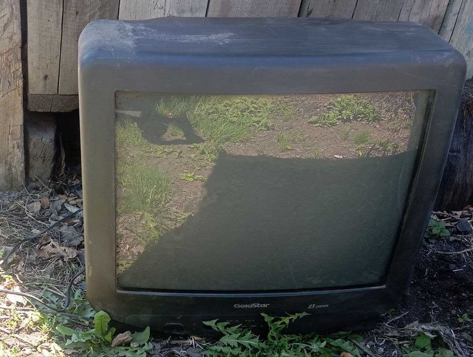 Продам 3 телевизора LG/GOLDSTAR/HISENSE
