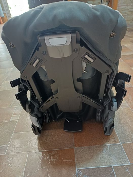 Set 3 in 1 , căruț , scoică și landou , ca nou