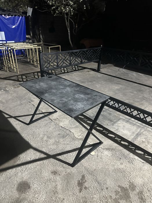 Столь в стиле лофт