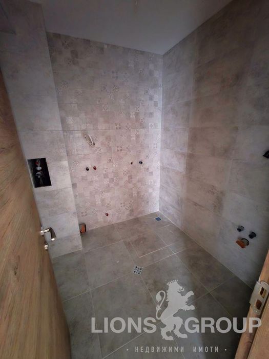 Продава се Двустаен апартамент в Варна, Бриз - 62 кв.м за 1398 €/кв.м - Снимка #10