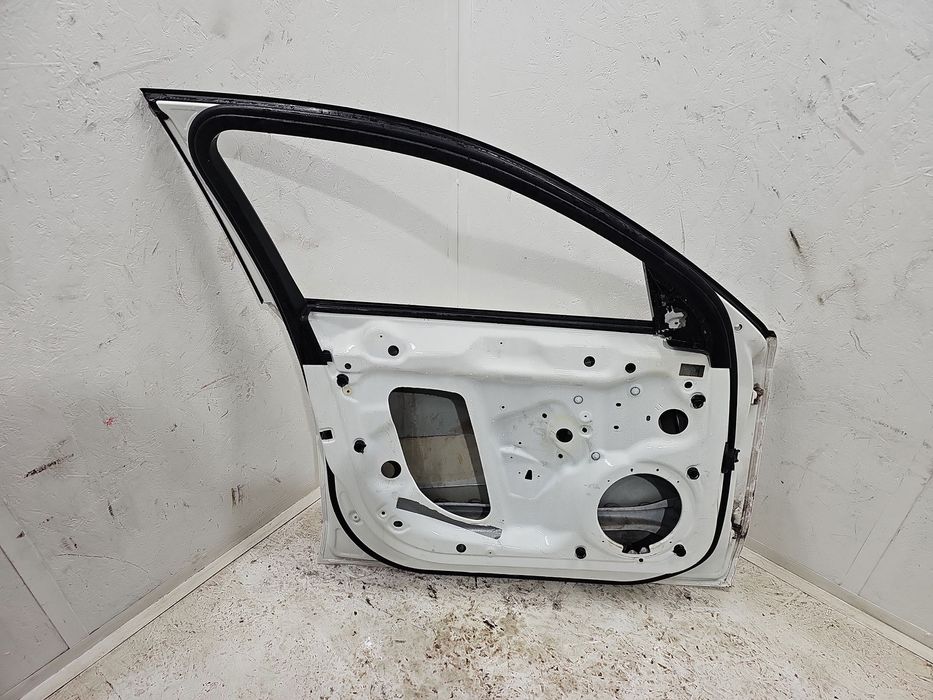 Usa stanga fata AUDI A4 (8K5, B8) Avant [Fabr 2008-2015] LY9C