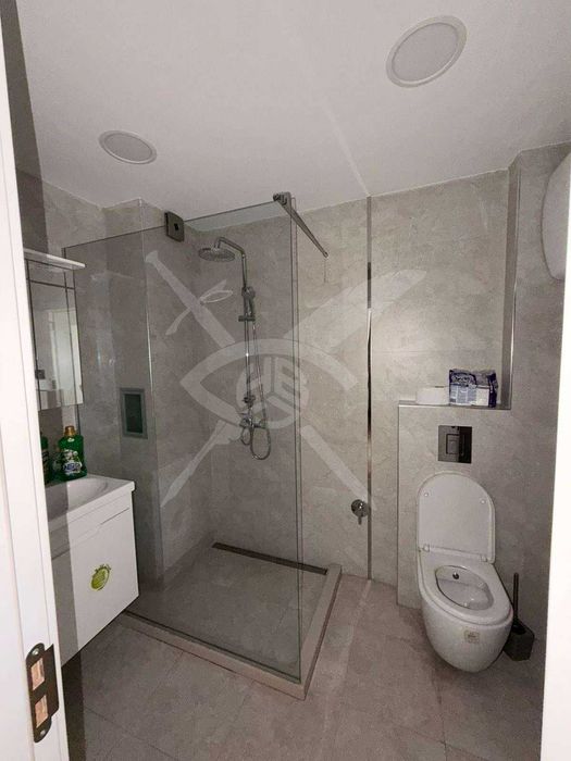 Дава се под наем Тристаен апартамент в Пловдив, Център - 90 кв.м за 418.71 € - Снимка #9