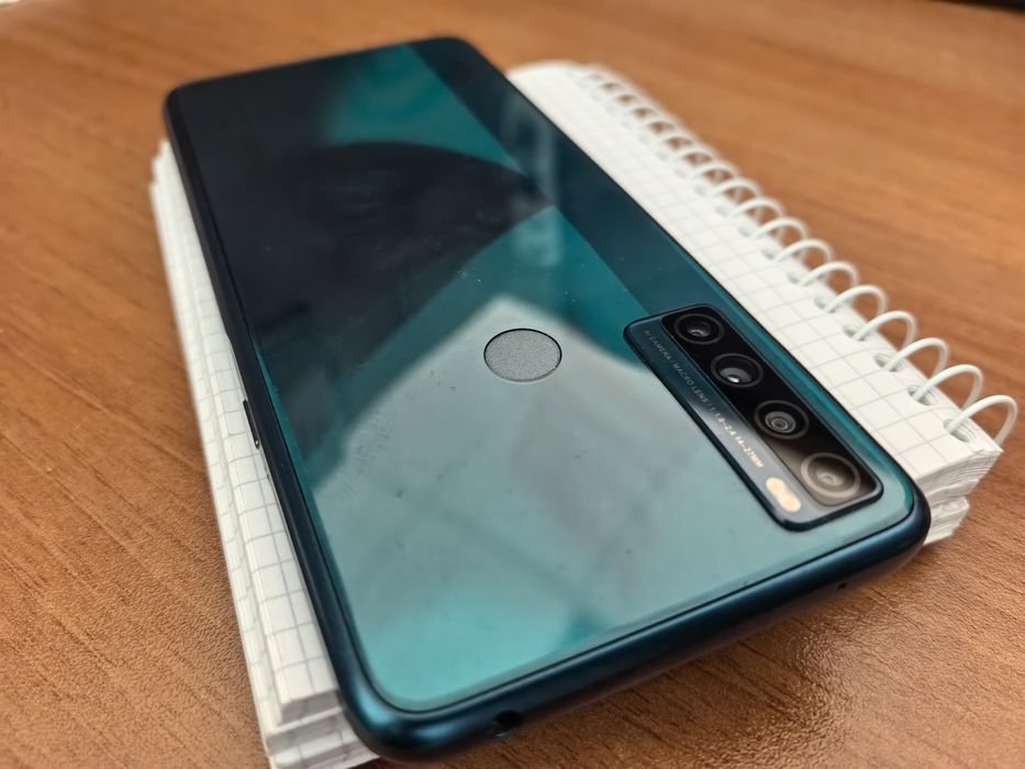 Продавам TCL 20 SE