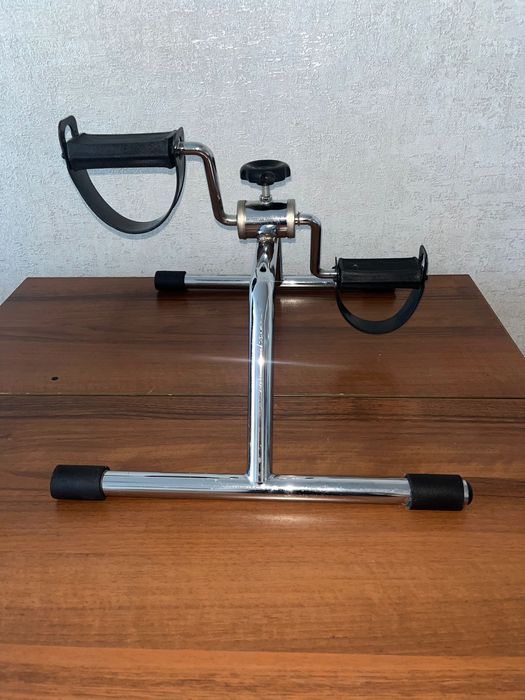 Мини-тренажер велосипед