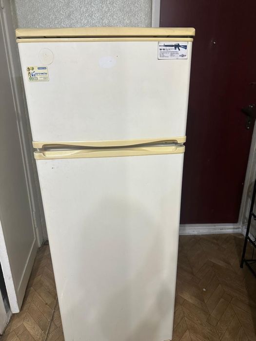 LG кухонный холодильник