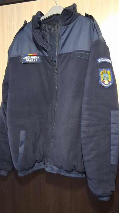 Polar  jandarmi vară sau toamnă