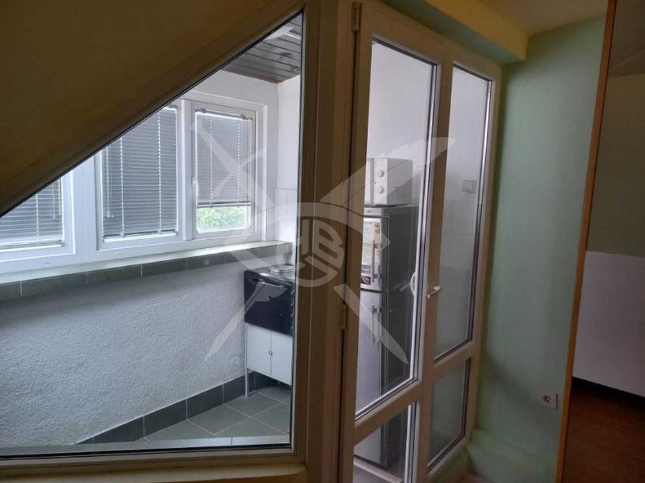 Дава се под наем Ателие в София, Лозенец - 16 кв.м за 298.86 € - Снимка #3