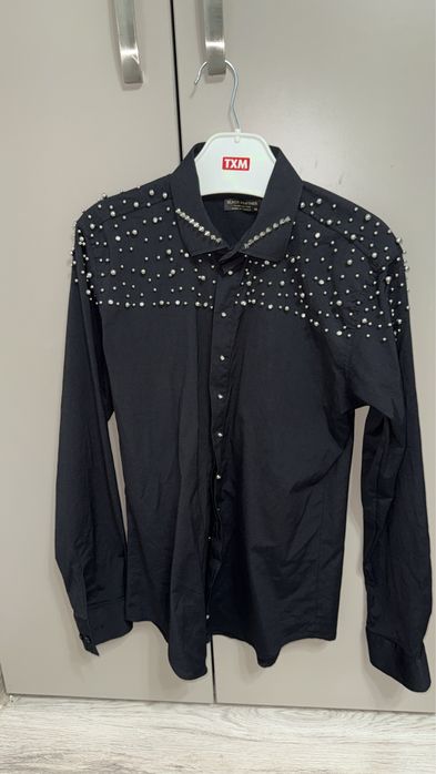 Camasa culoarea neagra