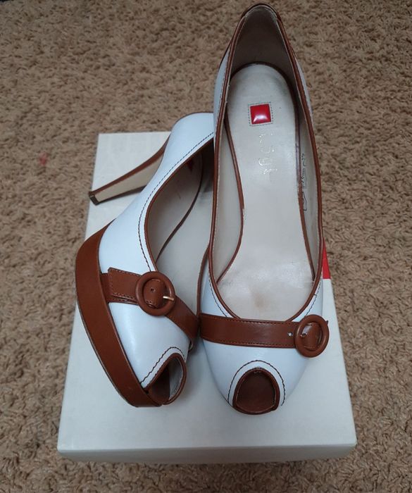 Кожаные туфли hogl