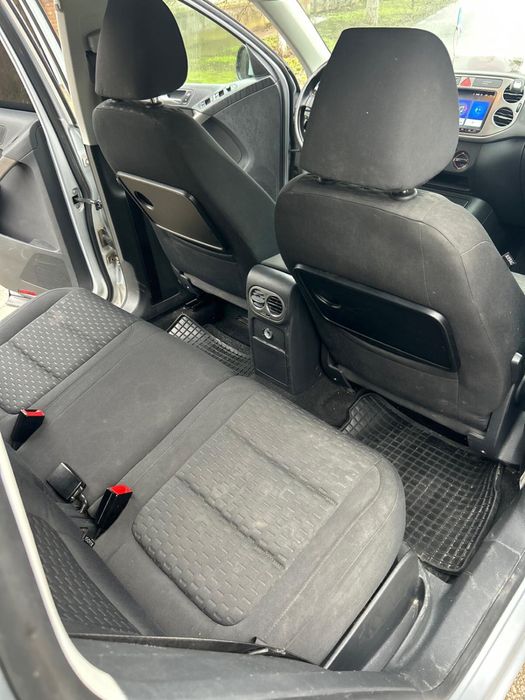 Vând volkswagen tiguan