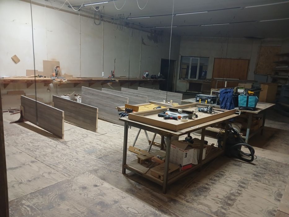 Установка дверей