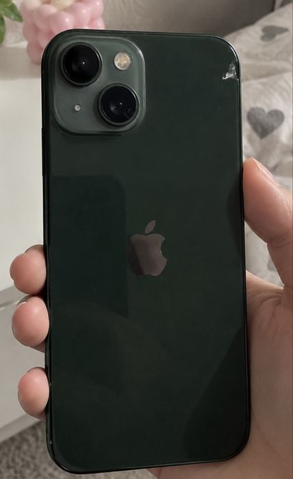 Продам iPhone 13, 256 ГБ, зелёный цвет.