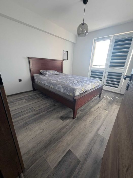 Тристаен обазаведен апартамент с гараж под наем !