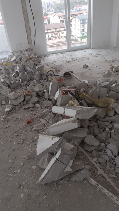 Demolăm case,pregătim apartmente pentru finisaje