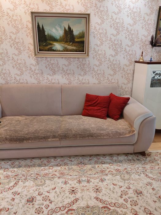 Продам отличный диван