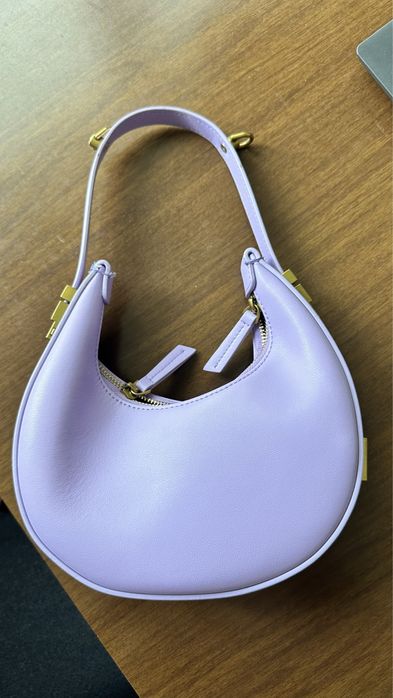 Продам кожаную сумку Италия