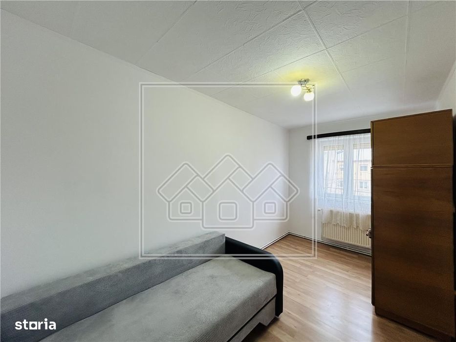 Apartament cu 2 camere, 43 mp utili - Zona Tiglari