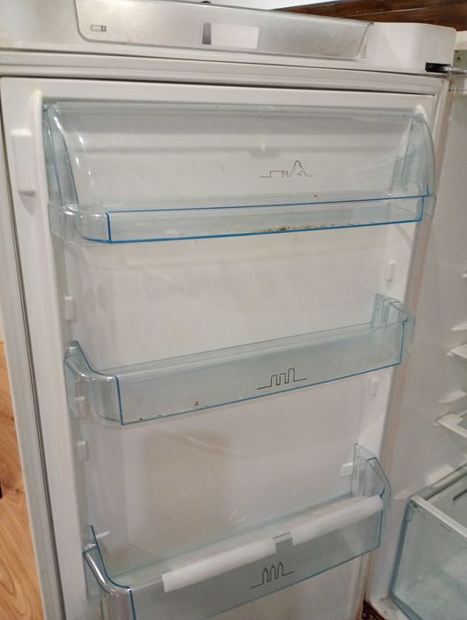 Хладилник Електролукс на части