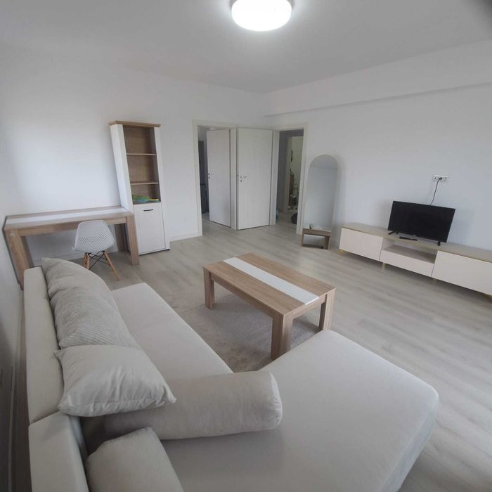 Proprietar, inchiriez apartament NOU mobilat si utilat+loc de parcare in MRS Country
