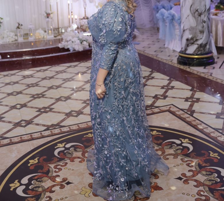 Продам платье вечернее