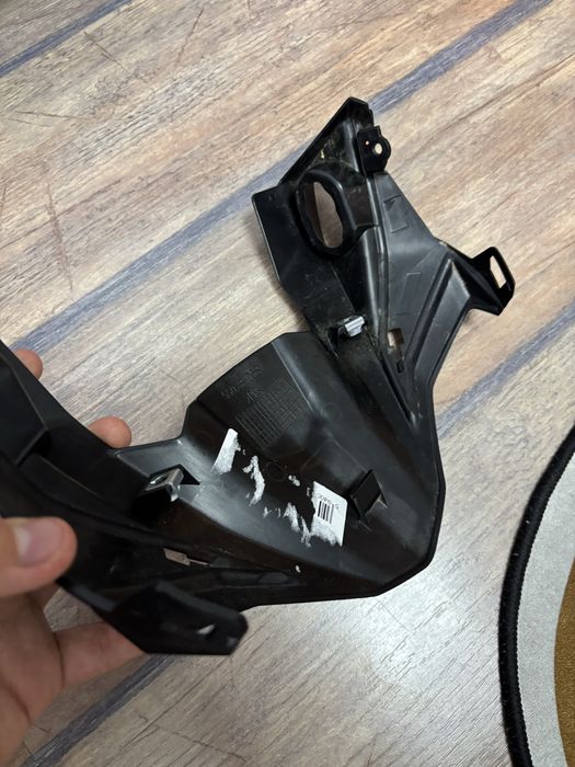 Carcasa far superior kawasaki Z650 2017-2029