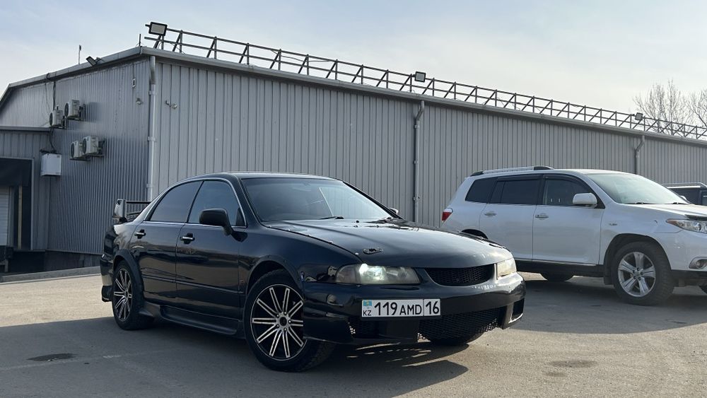 Машина митсубиси диамант