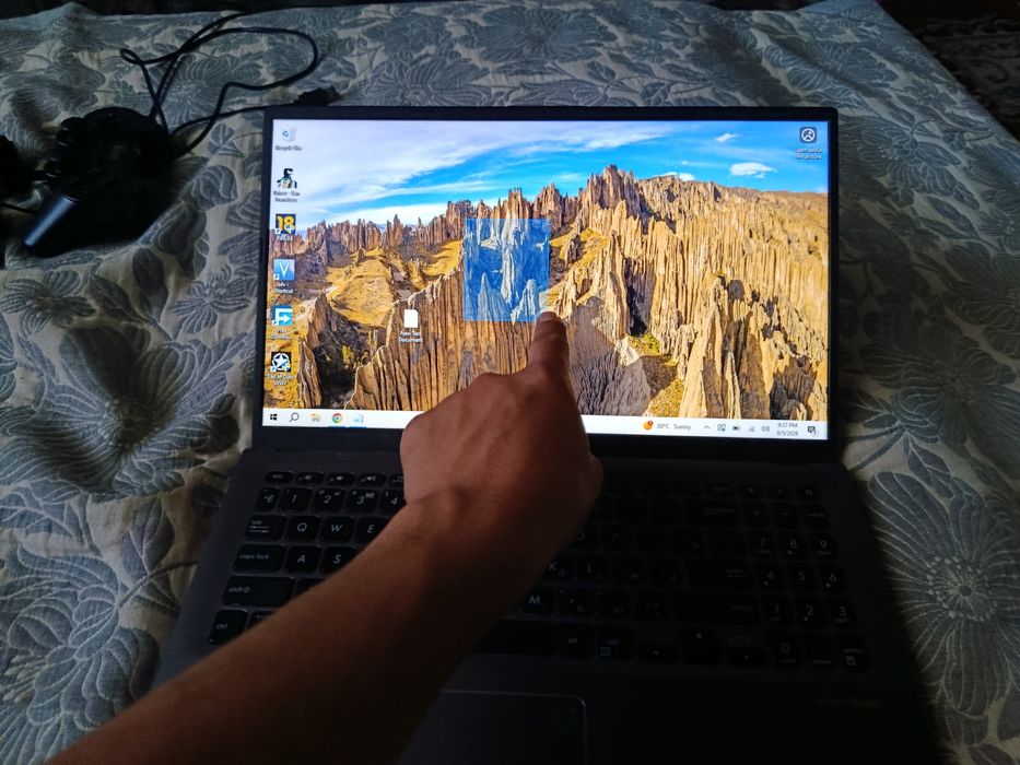 Asus F512JA Laptop-Noutbook