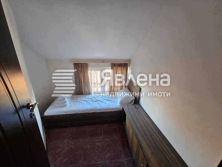 Продава се Тристаен апартамент в Поморие - 70 кв.м за 925 €/кв.м - Снимка #4