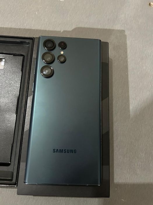 Продам телефон Самсунг