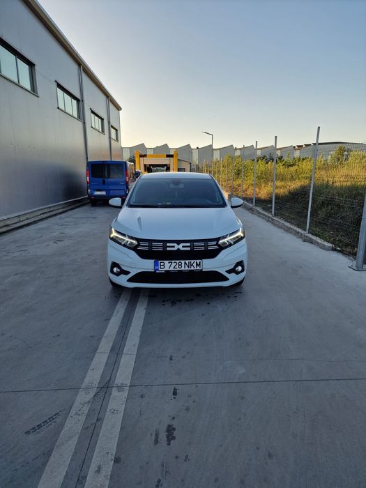 Vând Dacia Logan automată, 2024