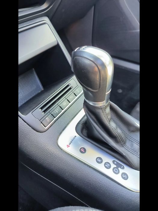 Vw Tiguan 2.0D 2014 automat panoramic 5 butoane  Garantie 12 luni