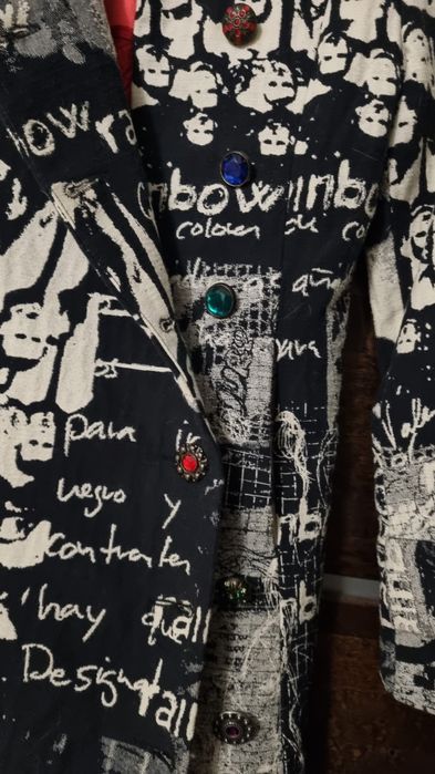 Пальто жакардовое брендовое