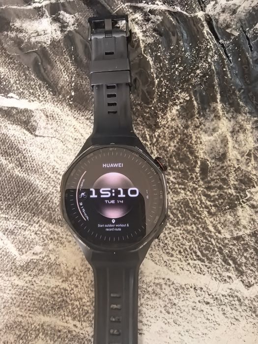 Продам смарт часы Huawei GT 6 pro
