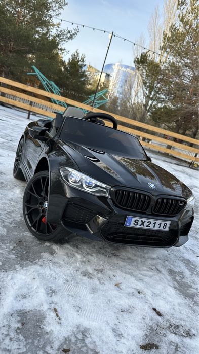 Детские электромобиль машинки машины бомбический качества