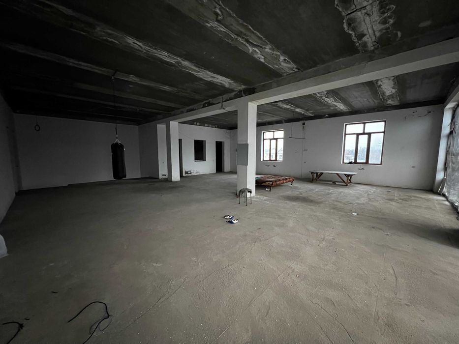 Продажа 650 м² у IT Park с участком 5 соток (55)