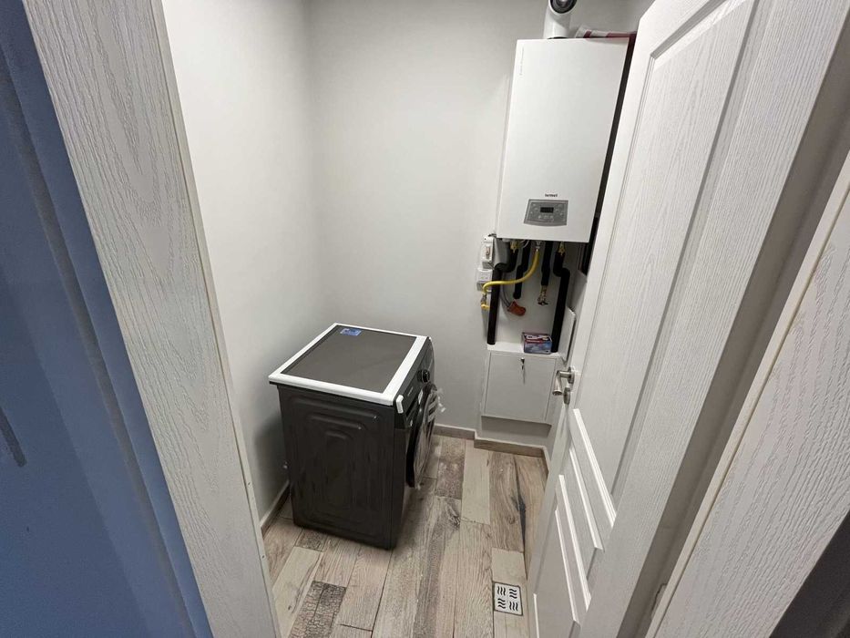 Дава се под наем Двустаен апартамент в София, Витоша - 64 кв.м за 675 € - Снимка #2