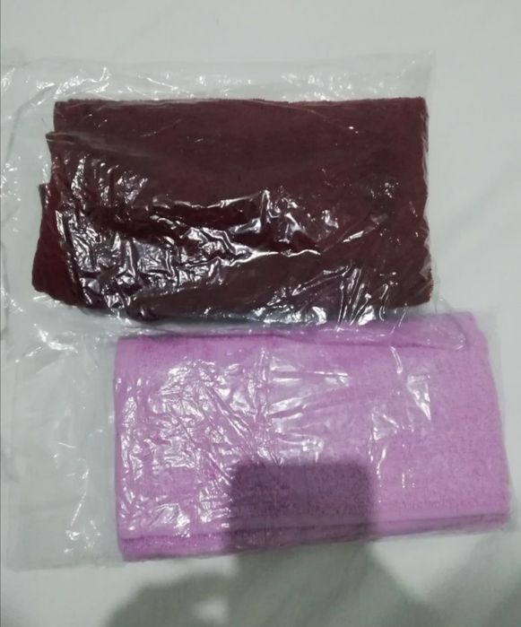 Новые полотенце. Второй в подарок.